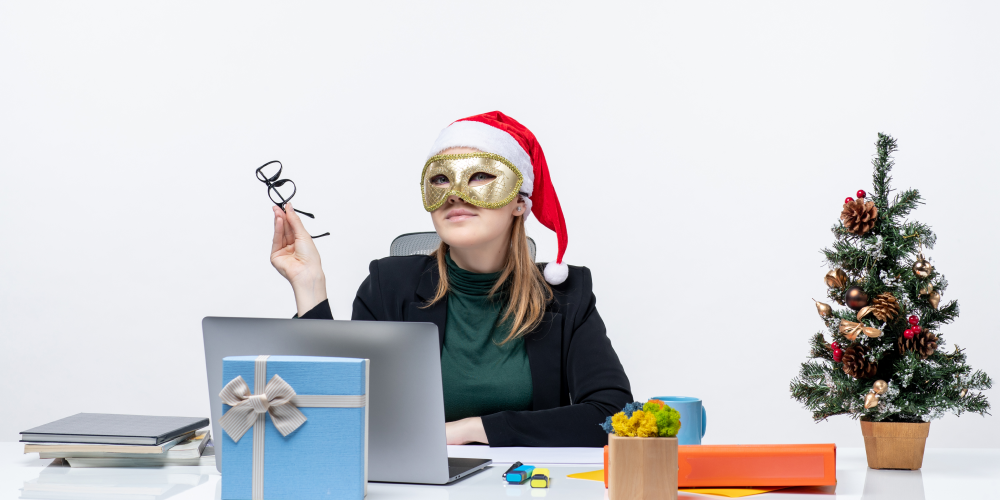 How to wind down work as a payroller for a stress-free holiday season